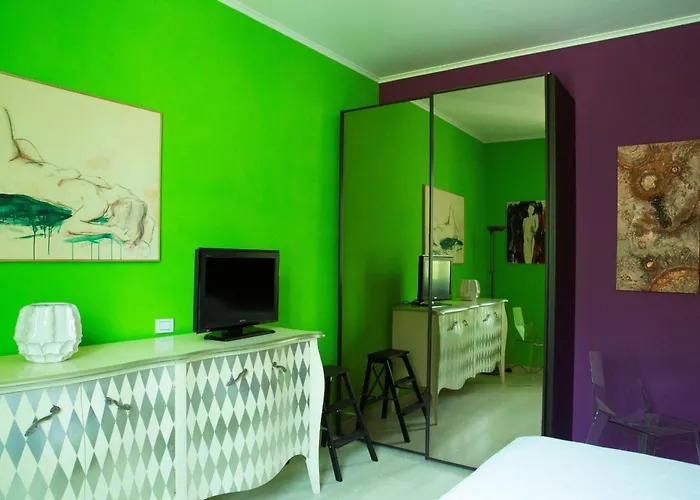 Violet House